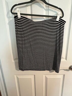 Apt. 9 Black and White Striped Mini Skirt